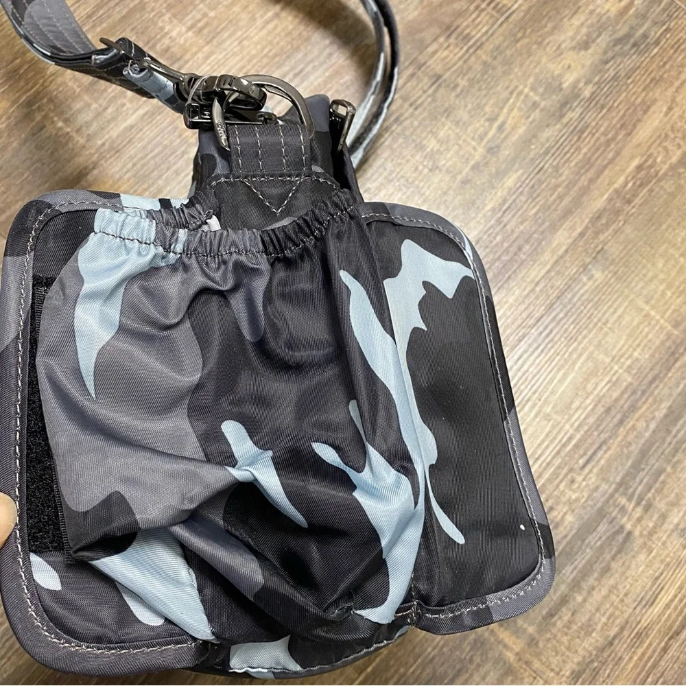 Lug Can Can Black and Gray Messenger Bag Camouflage Design‎ Hiking Camping NWOT
